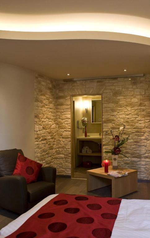 La Couronne A Wissembourg Hotel Phòng bức ảnh