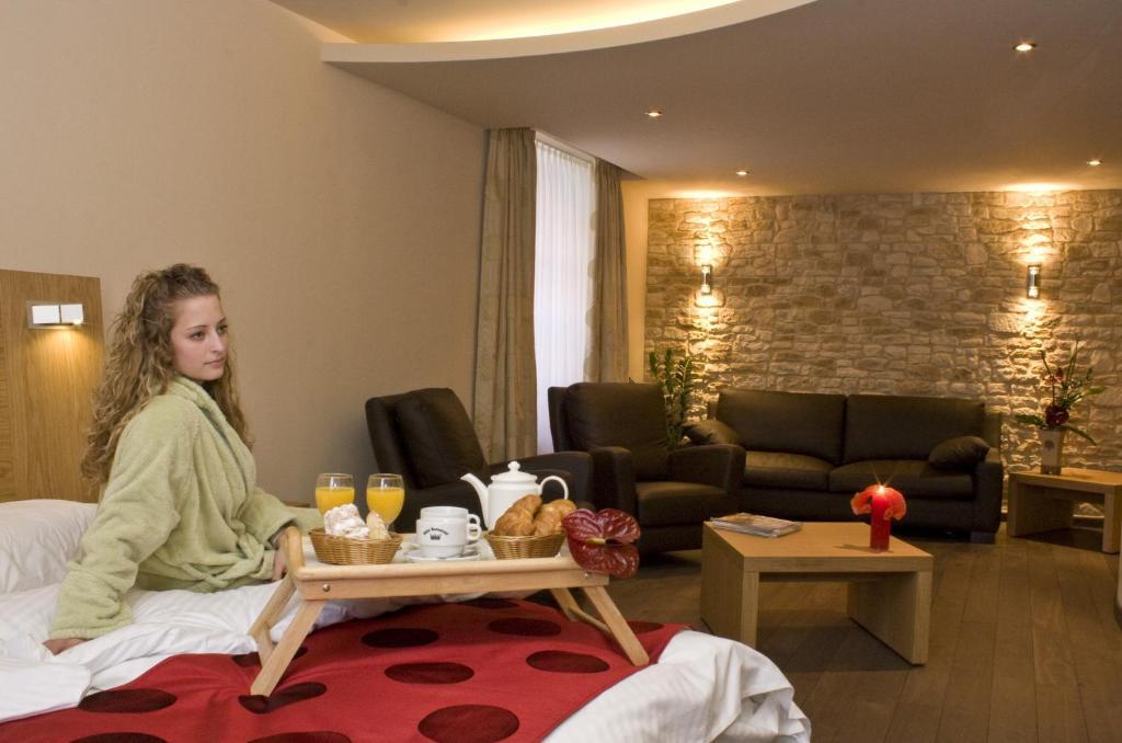 La Couronne A Wissembourg Hotel Phòng bức ảnh